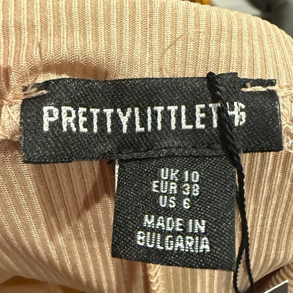 PrettyLittleThing Beige Ribbed Pants Tall Oatmeal Soft Split Hem Leggings New - Picture 3 of 4